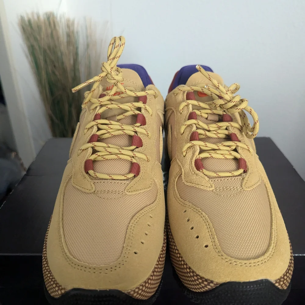 Nike Air Force 1 Wild Women Size 8.5 Brand New Wheat - Picture 3 of 10